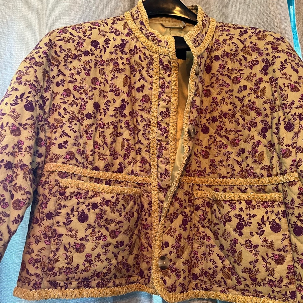 NWOT beautiful quilted seven for mankind women’s jacket, oversized lined SZ MED